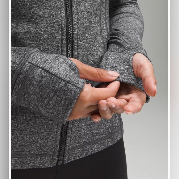 Lululemon Define Jacket
Luon - Picture 7 of 10